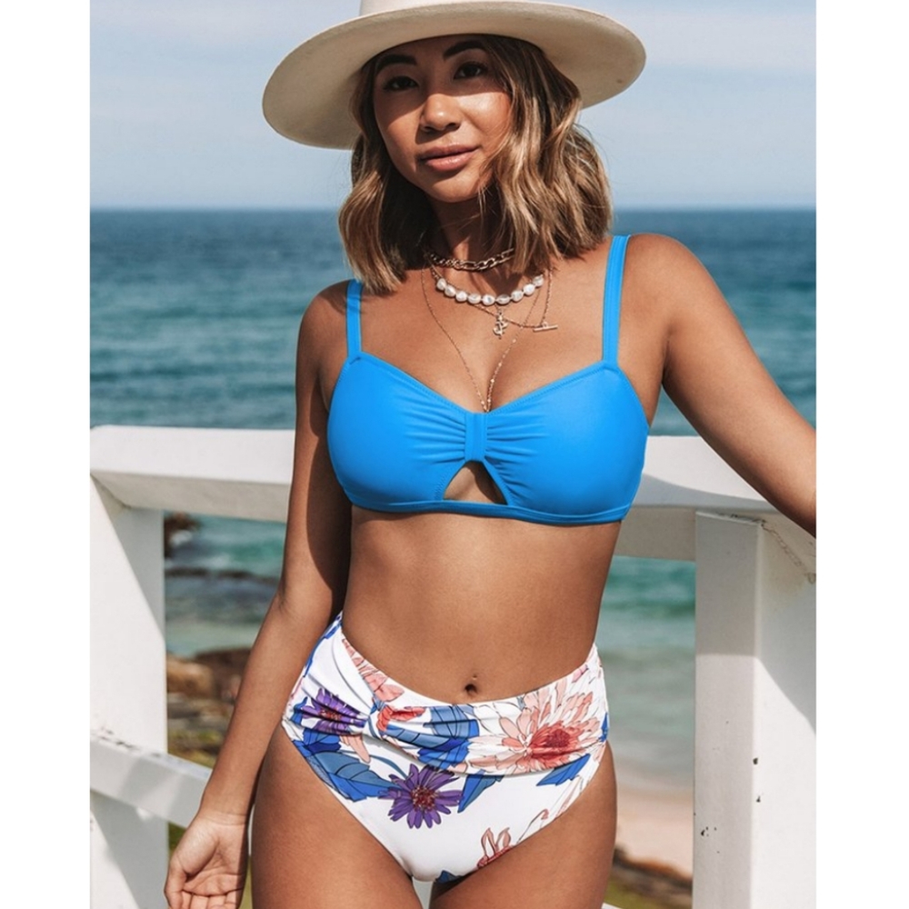 Cupshe Blue And Floral Cutout Knotted Bikini
